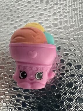 Shopkins World Vacation Europe Season 8 Gino Gelati